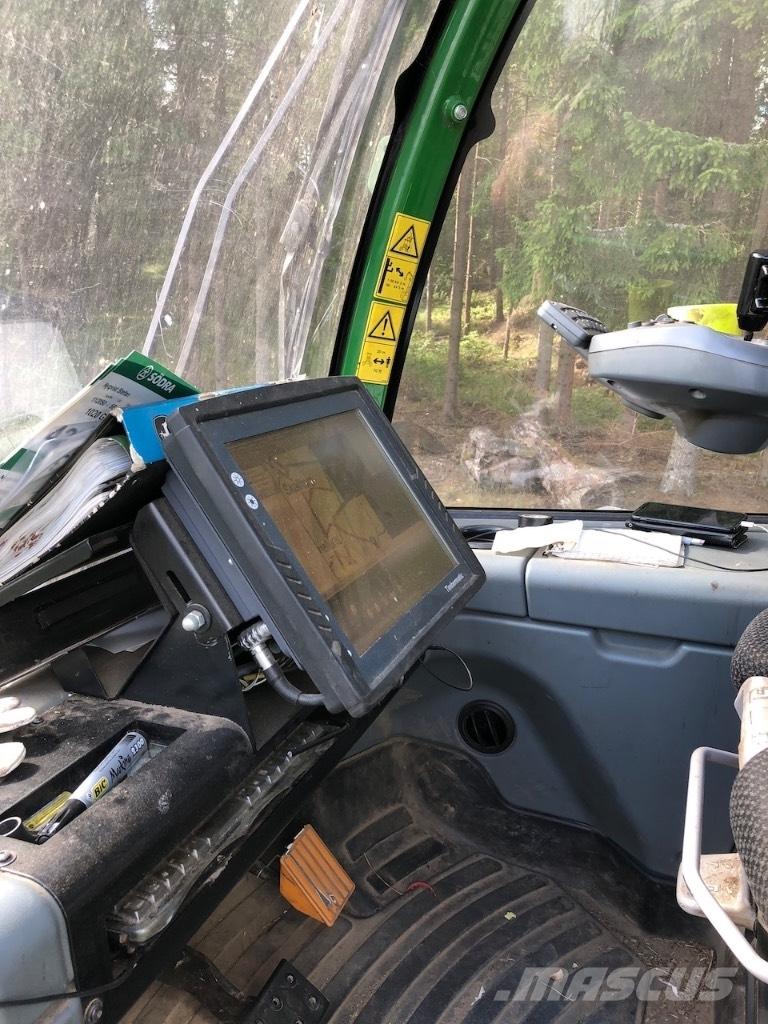 John Deere 810 E Форвардеры