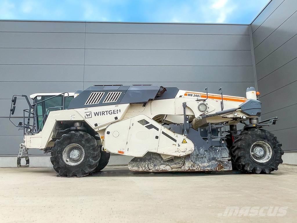 Wirtgen WR 240I Ресайклеры