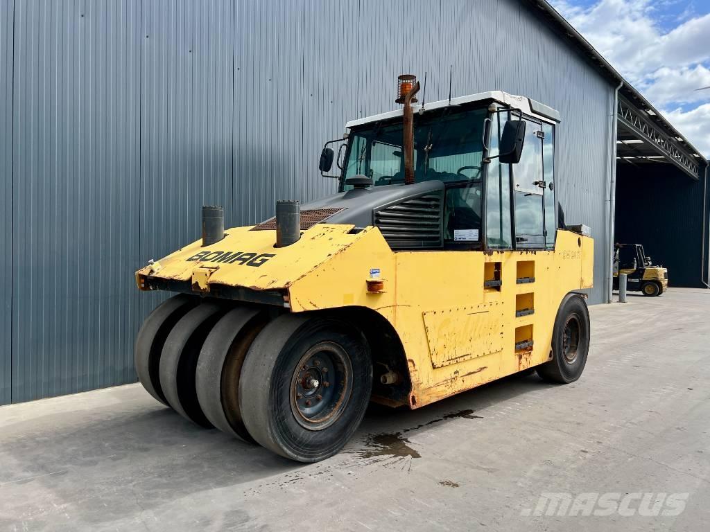Bomag BW24R Пневматические катки