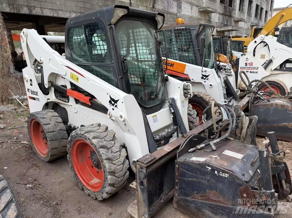 Bobcat S 220 S750 Мини-погрузчики