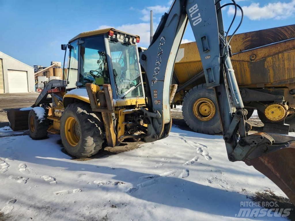 Volvo BL 70 Экскаваторы-погрузчики