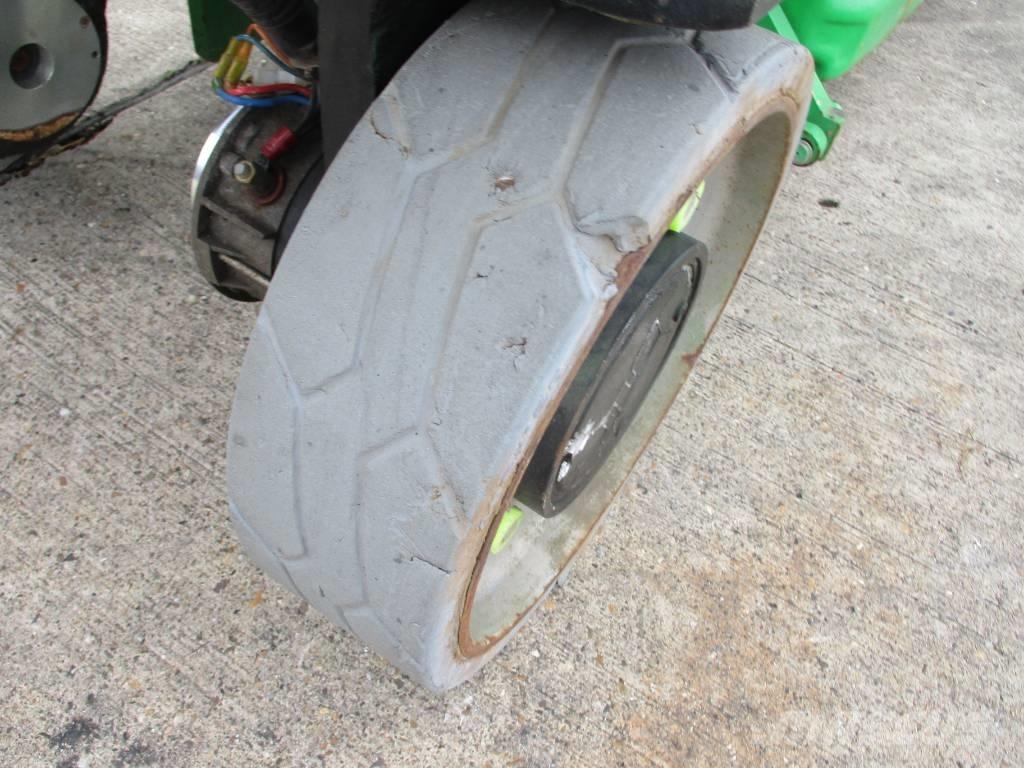 JLG 2632 ES (983) Ножничные подъемники