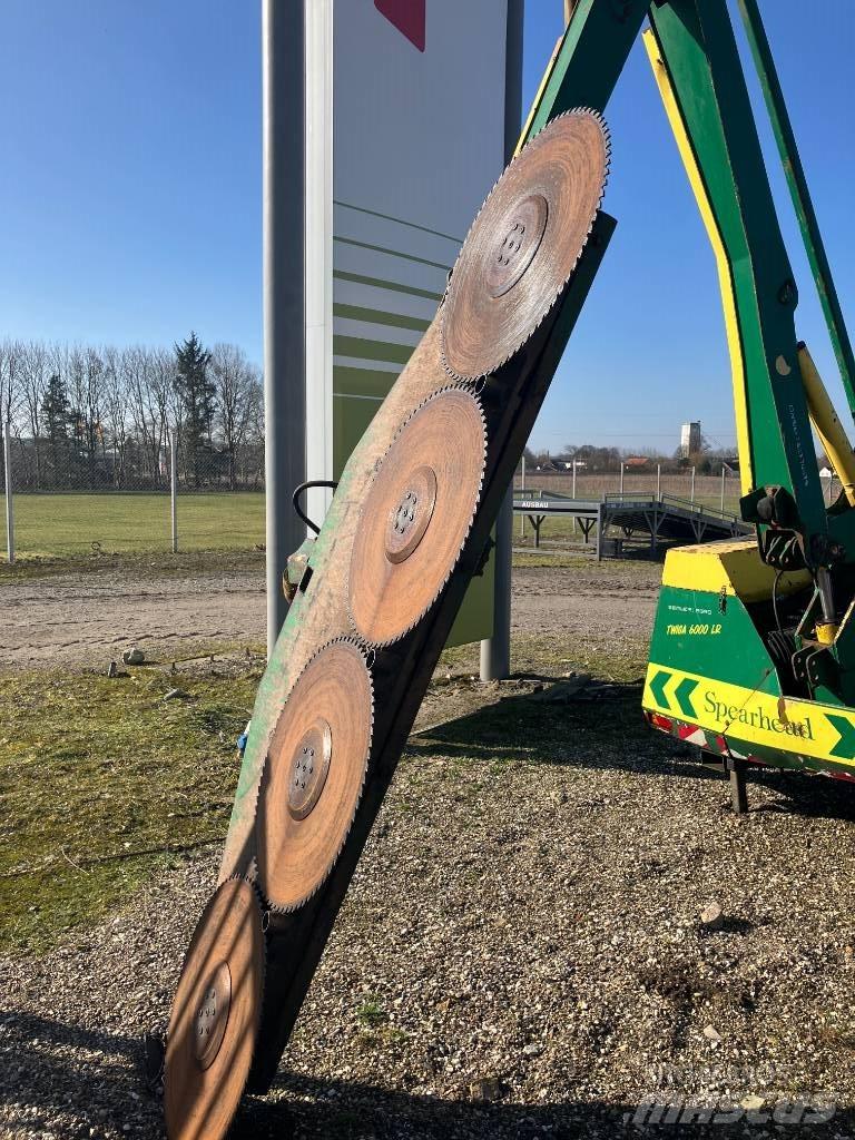 Spearhead Twiga 6000 Самоходные газонокосилки
