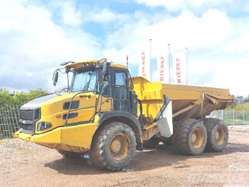 Bell B 20 E Шарнирно-сочленённые самосвалы