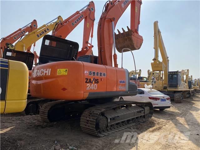 Hitachi ZX240 Гусеничные экскаваторы