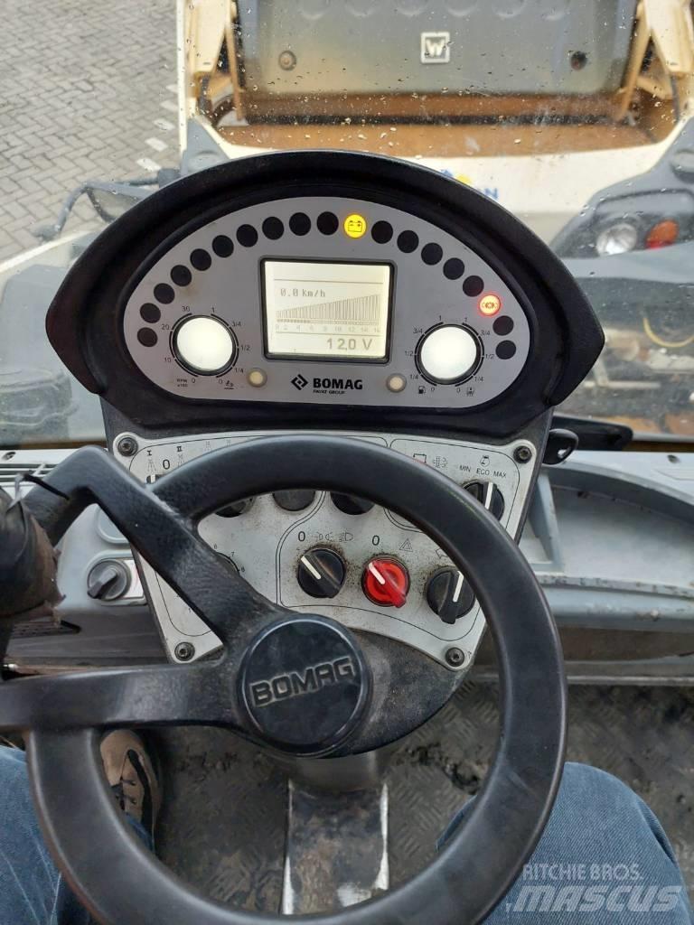 Bomag BW 161 AD-5 Катки тротуарные