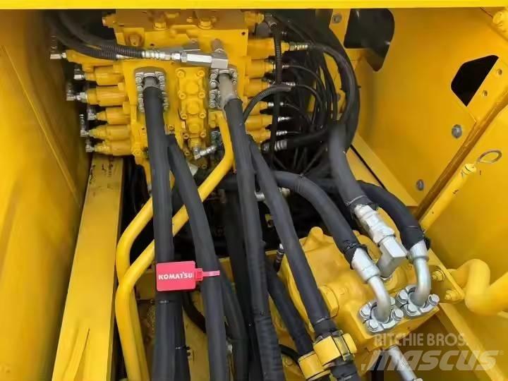 Komatsu PC210lc Гусеничные экскаваторы