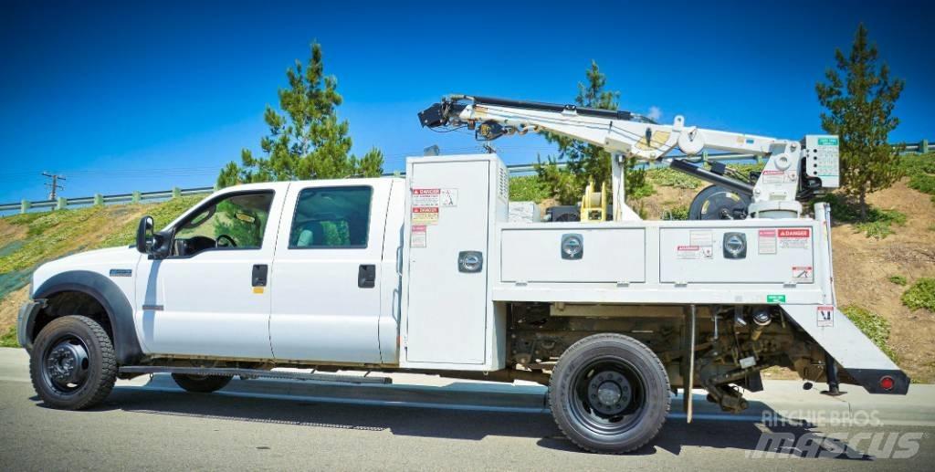 Ford F 550 Комбинированные дорожные машины