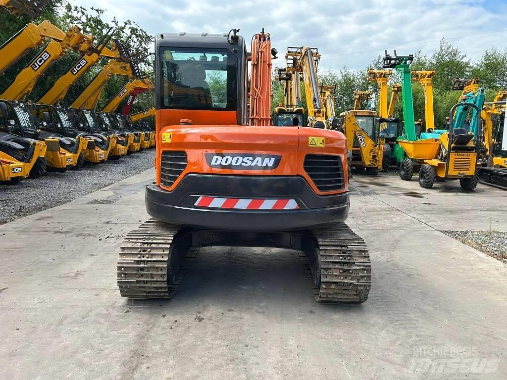 Doosan DX 80 R Малые экскаваторы 7т-12т