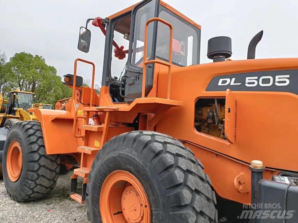 Doosan DL505 Фронтальные погрузчики