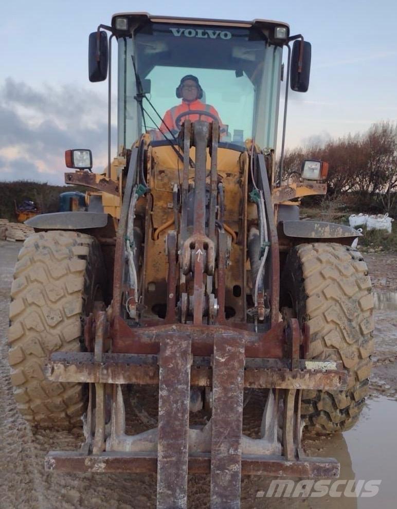 Volvo A70F Фронтальные погрузчики