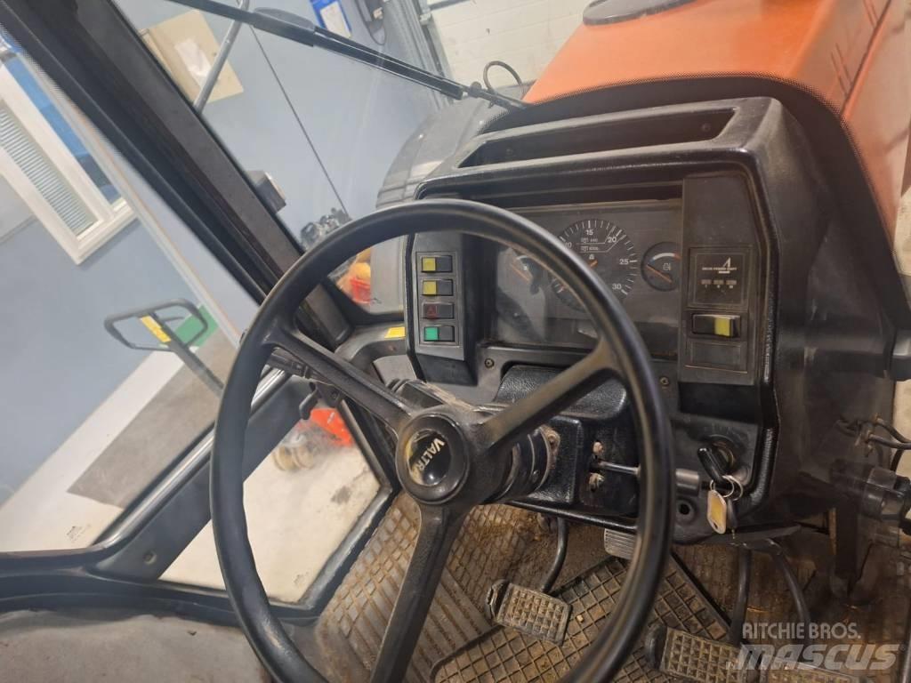 Valtra Valmet 8100E Трактора