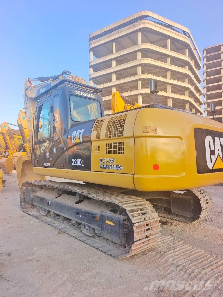 CAT 320 D Гусеничные экскаваторы