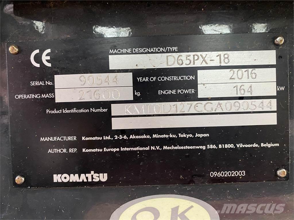 Komatsu D65PX-18 Гусеничные бульдозеры