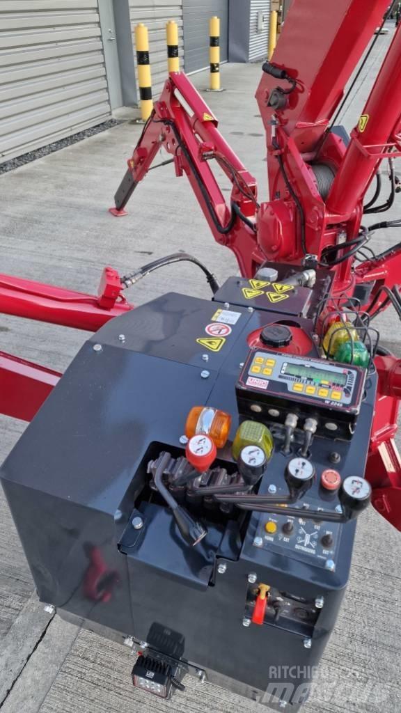 Unic URW 295 Мини-краны