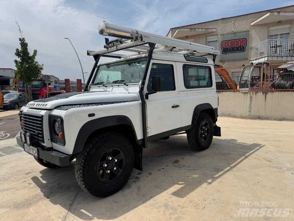 Land Rover Defender Легковые автомобили