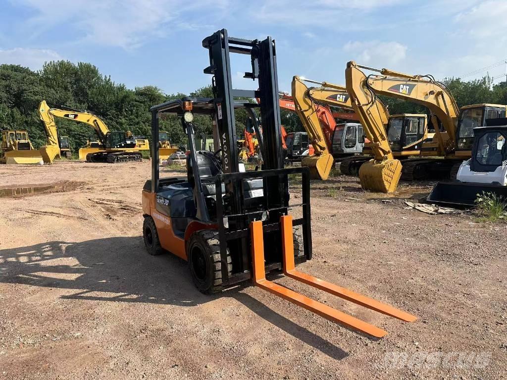 Toyota 30 forklift Дизельные погрузчики