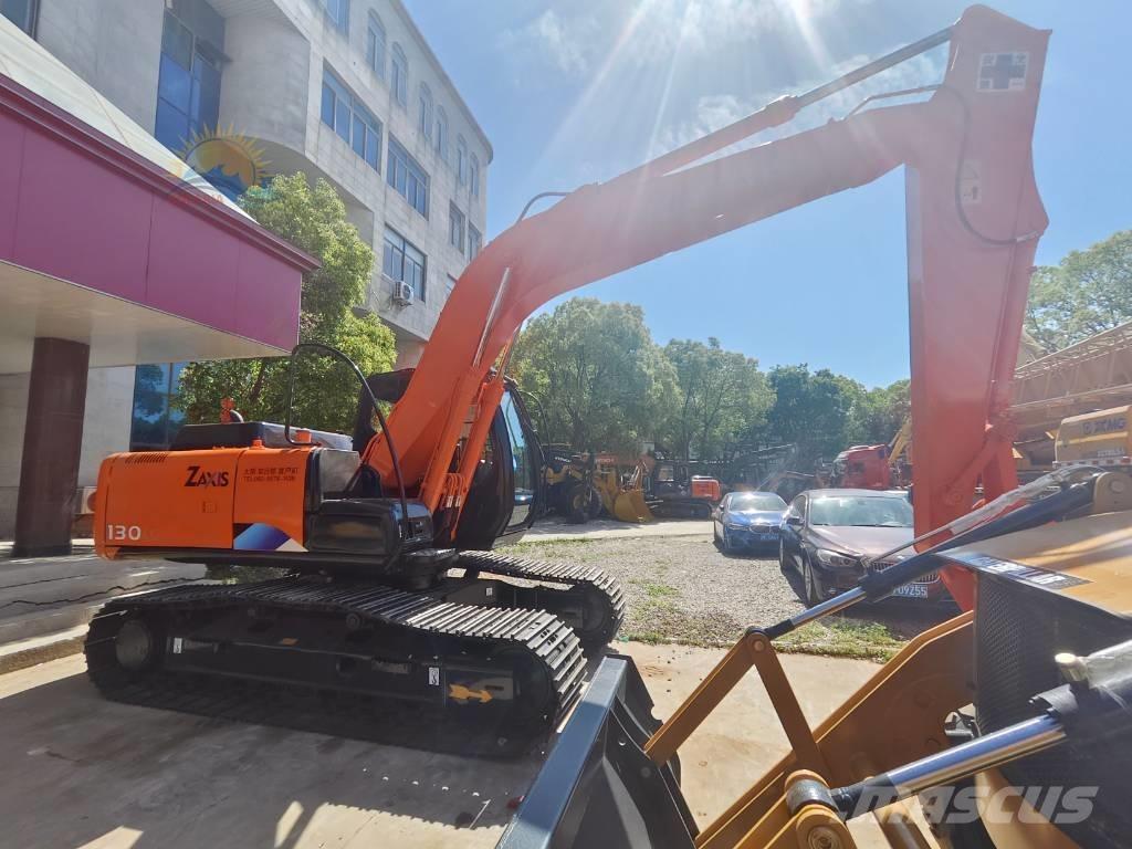 Hitachi ZX 130 Гусеничные экскаваторы