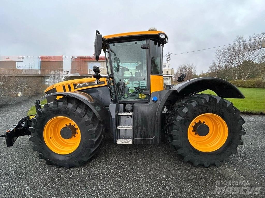 JCB 4220 FASTRAC Трактора