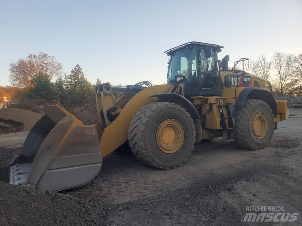 CAT 982 M Фронтальные погрузчики