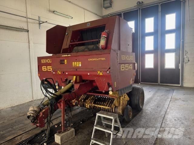 New Holland 654 Рулонные пресс-подборщики