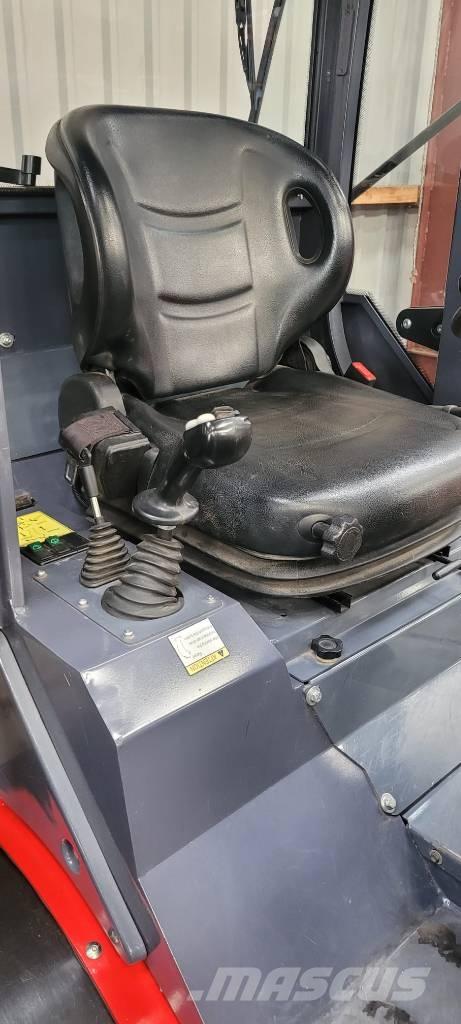 VM Loader 1036 LXC Малые погрузчики