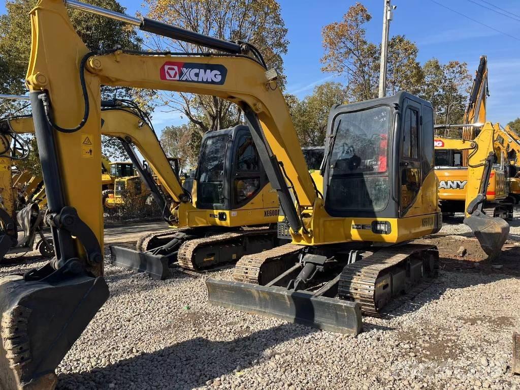 XCMG XE 60 DA Мини-экскаваторы