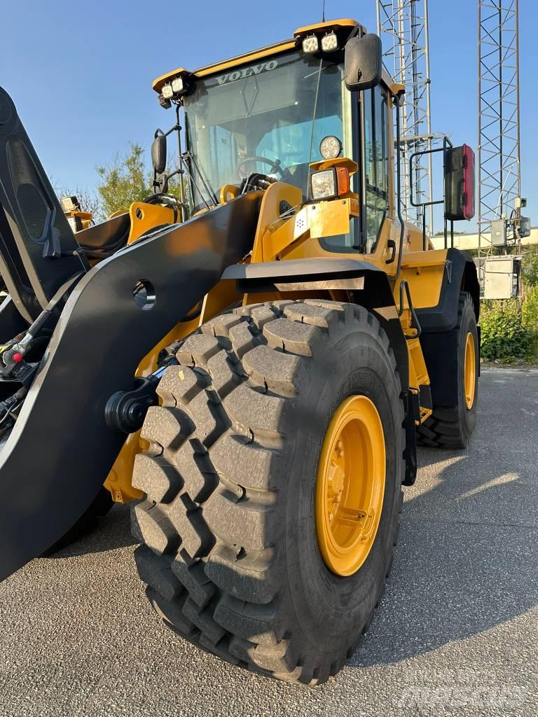 Volvo L120g Фронтальные погрузчики