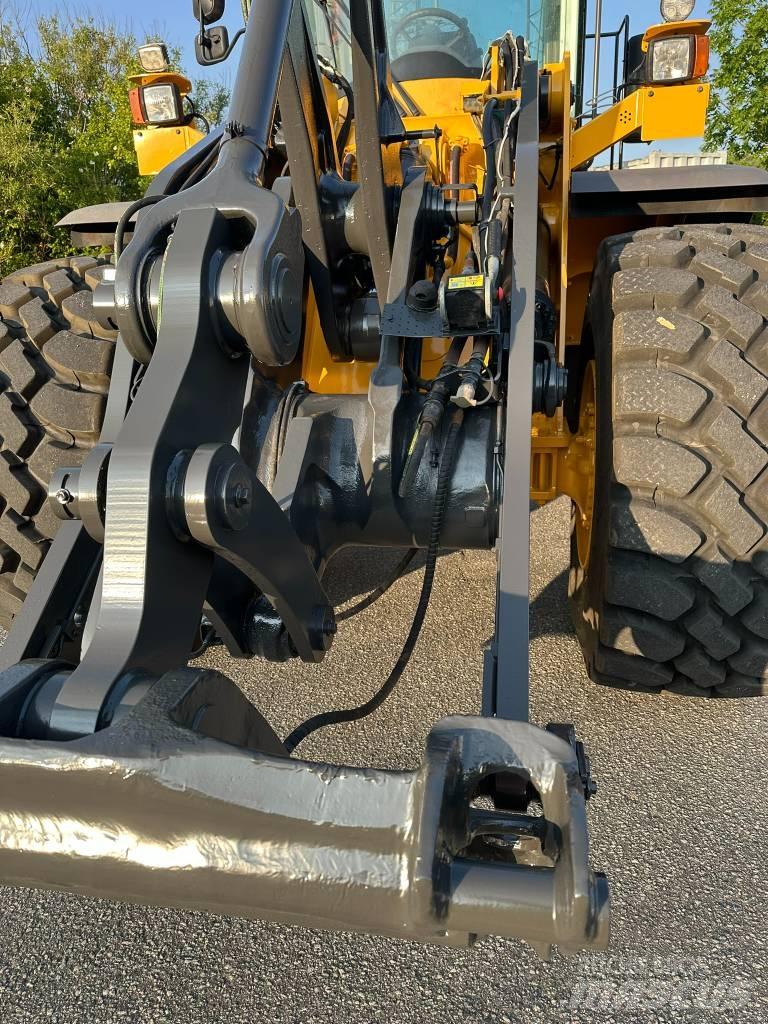 Volvo L120g Фронтальные погрузчики