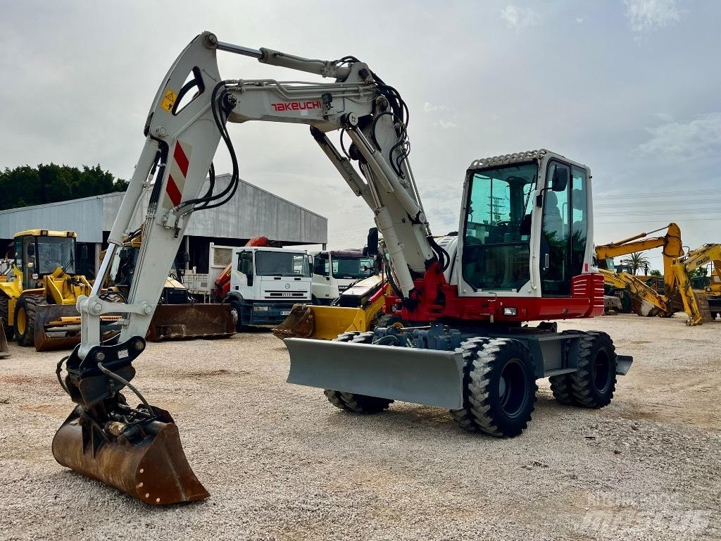 Takeuchi TB 295 Колёсные экскаваторы
