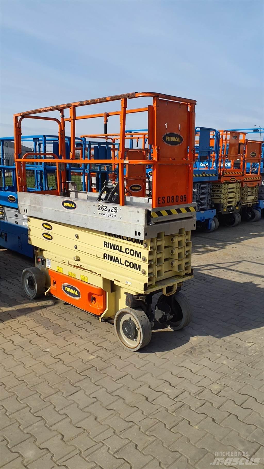 JLG 2630ES Ножничные подъемники