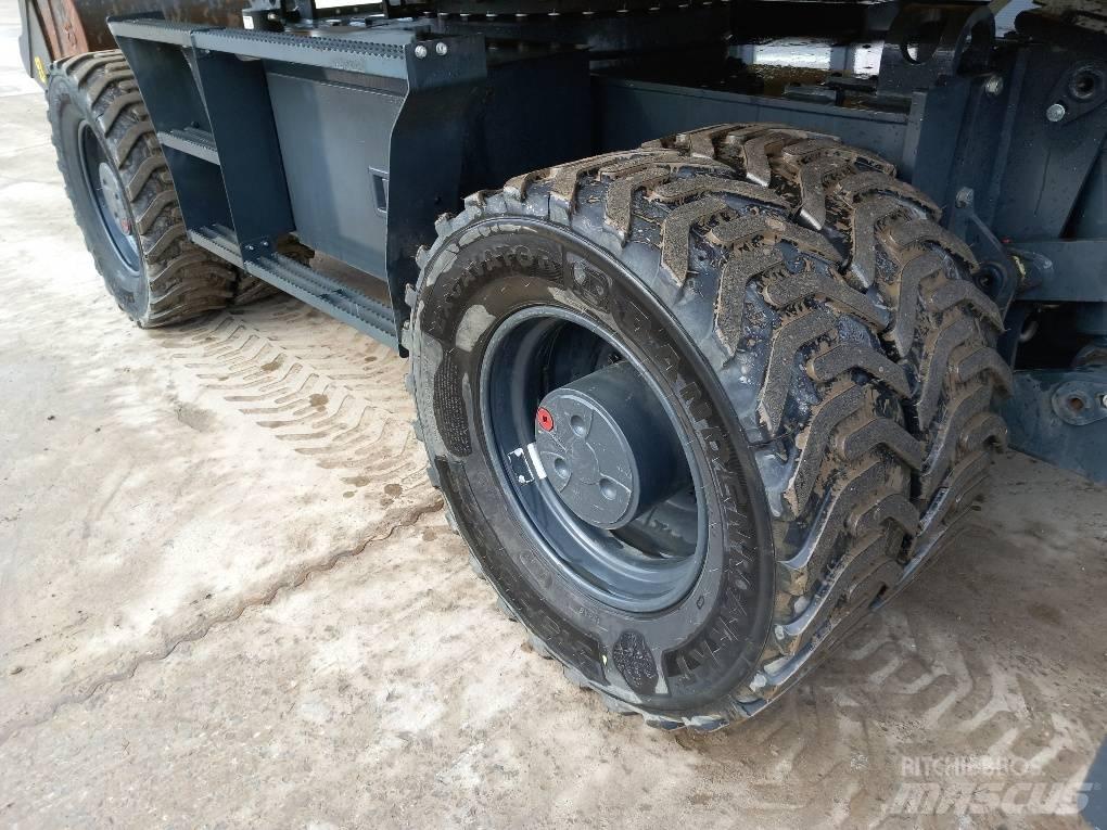 Komatsu PW160-11E0 Колёсные экскаваторы
