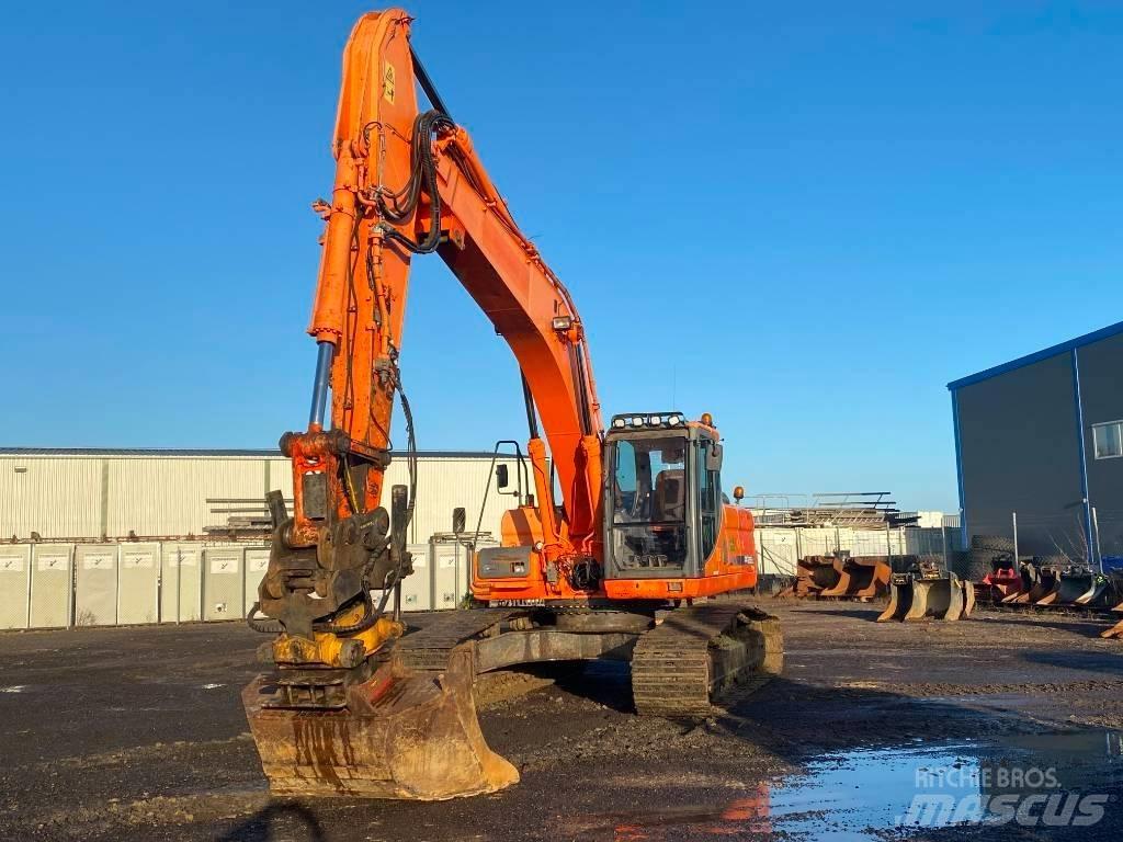 Doosan DX 255 LC Гусеничные экскаваторы