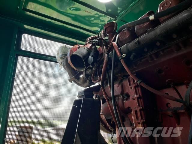 Mercedes-Benz OM 444 Двигатели