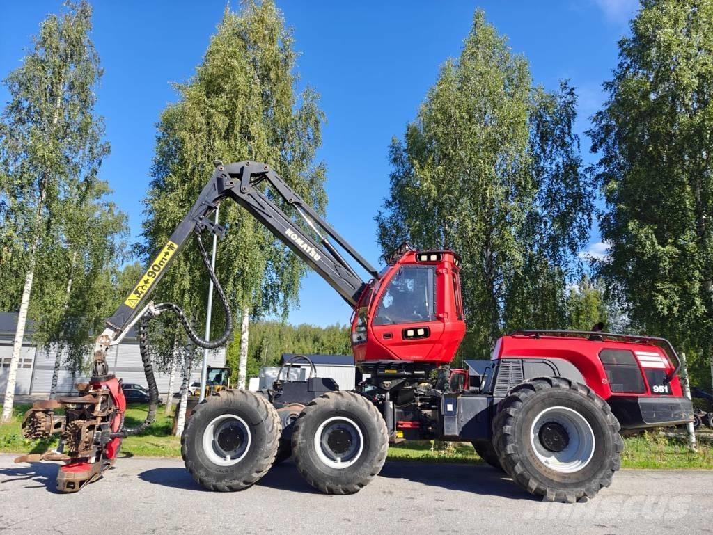 Komatsu 951 Харвестеры