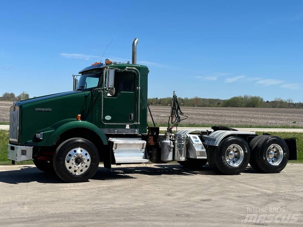 Kenworth T800 Седельные тягачи