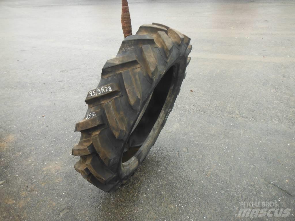 Michelin 9.5/9R28 Шины и колёса