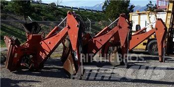 Bobcat 811 Экскаваторные стрелы