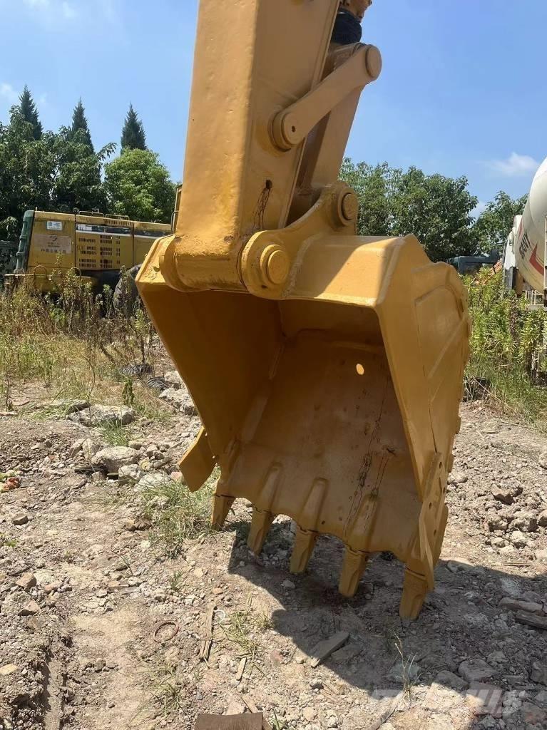 CAT 320 C L Гусеничные экскаваторы
