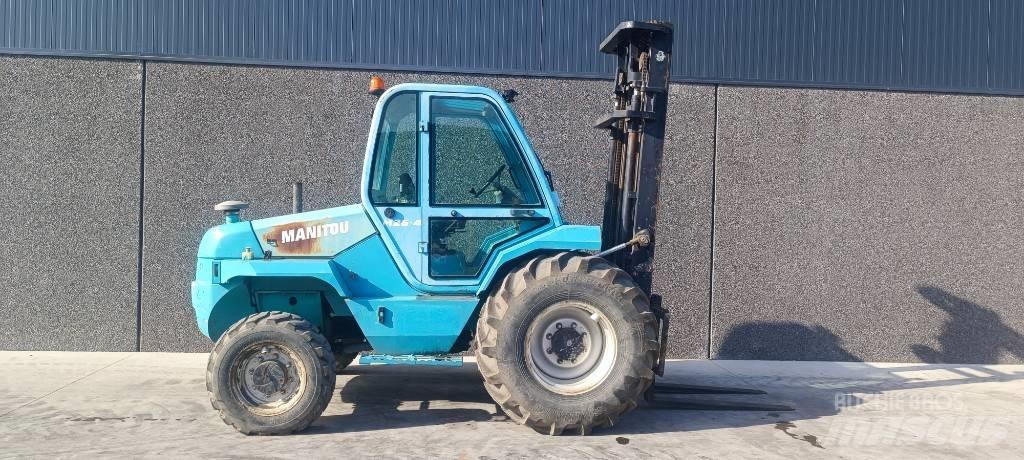 Manitou M 26.4 Внедорожные погрузчики