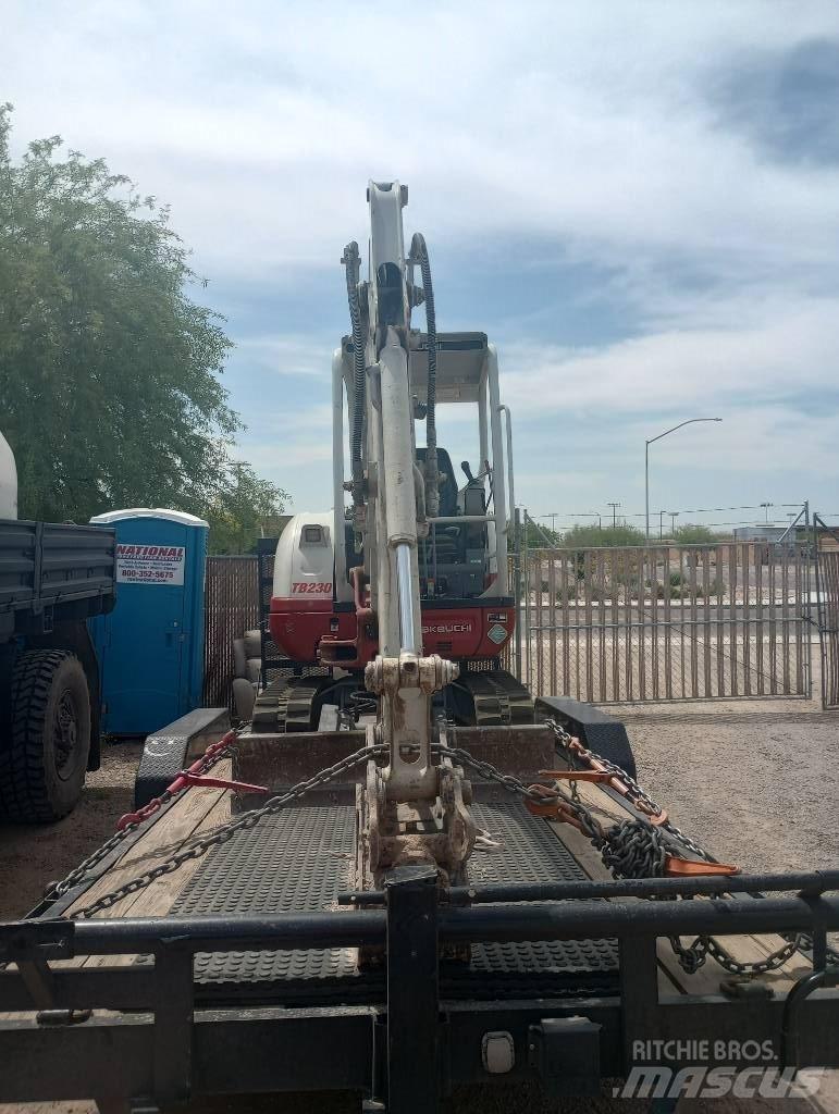 Takeuchi TB230RA Комплектующие и запасные части для бурильных установок