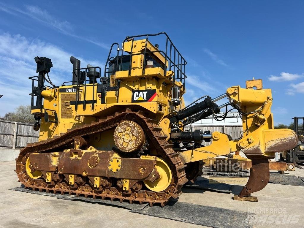 CAT D 10 T 2 Гусеничные бульдозеры
