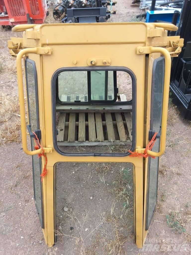 CAT D 8 R Гусеничные бульдозеры