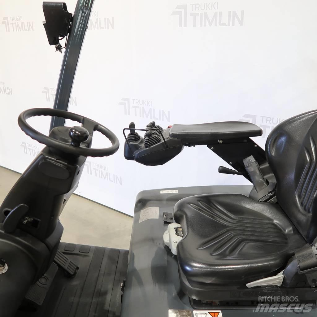Toyota 8FBMT35 Электропогрузчики