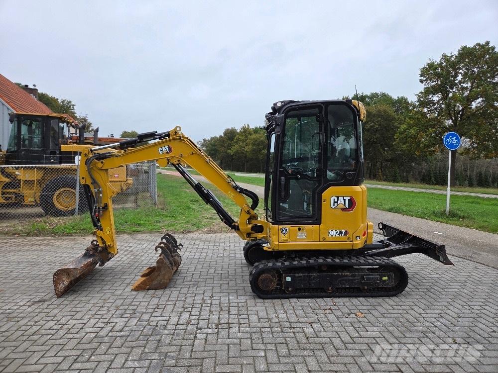 CAT 302.7CR Мини-экскаваторы