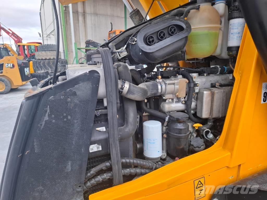 JCB 3 CX Экскаваторы-погрузчики