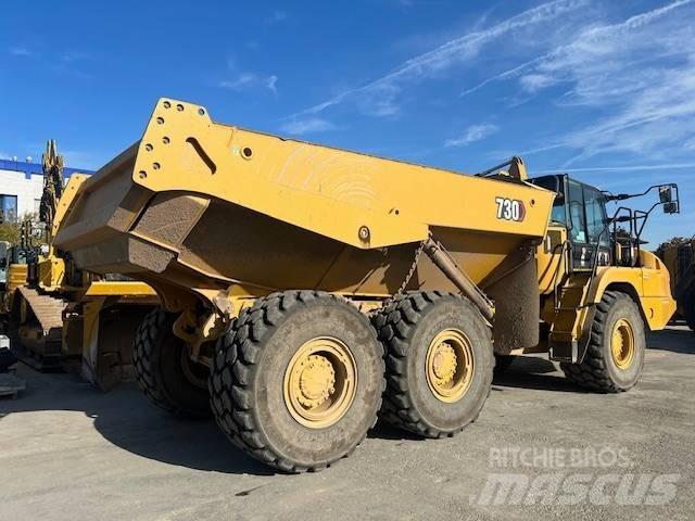 CAT 730 Шарнирно-сочленённые самосвалы