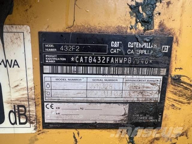 CAT 432 F Экскаваторы-погрузчики