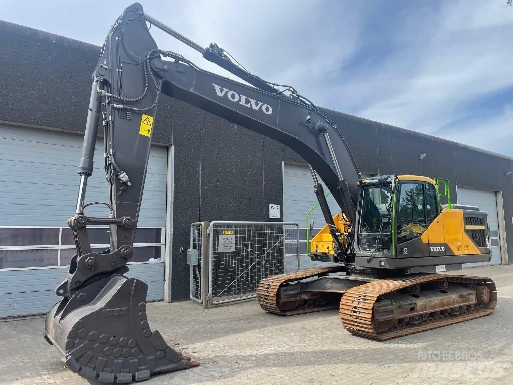Volvo EC300EL Гусеничные экскаваторы