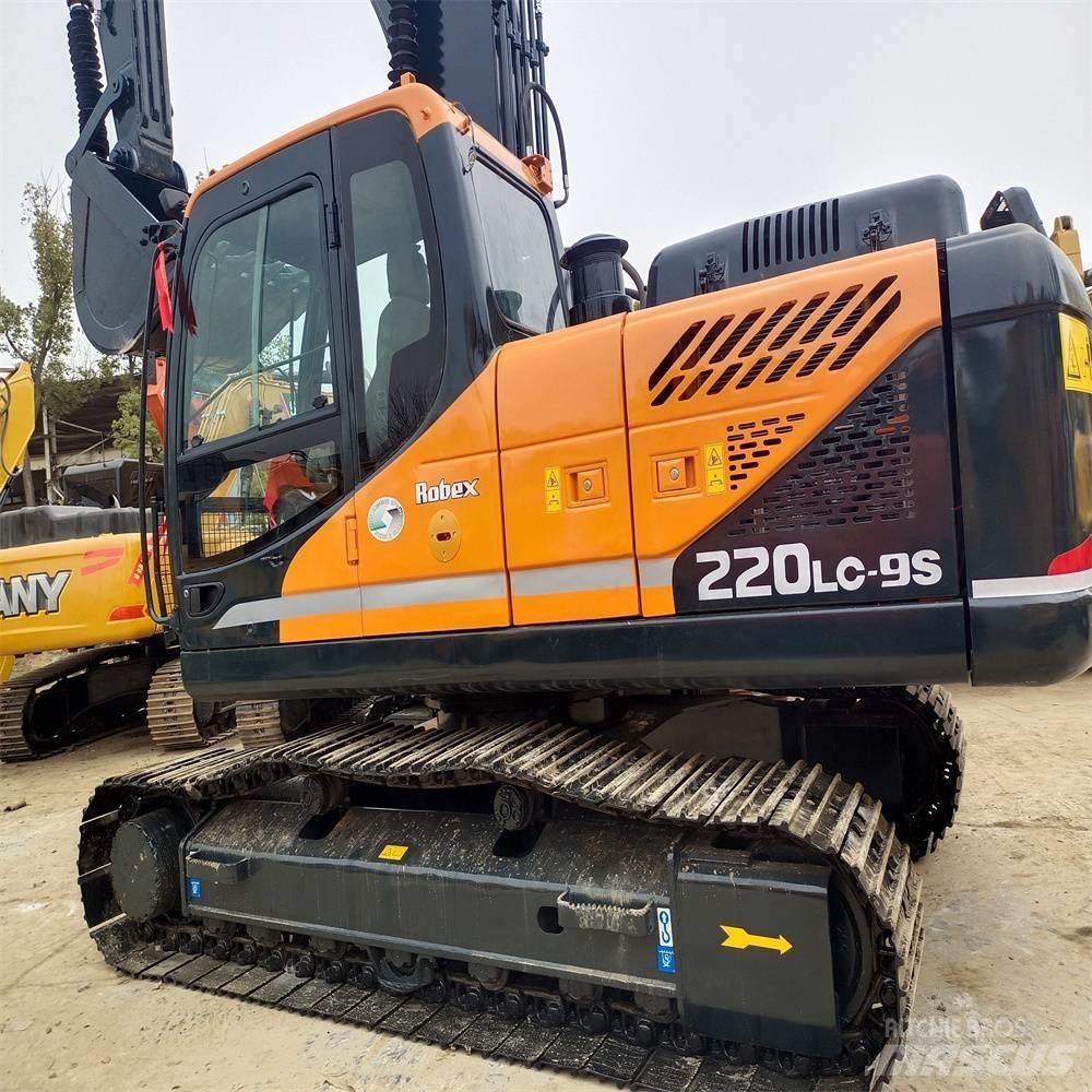 Hyundai 220LC-9S Гусеничные экскаваторы